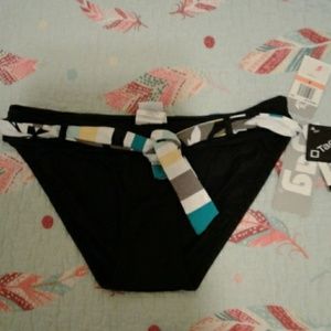 Wrap around tie bikini bottoms